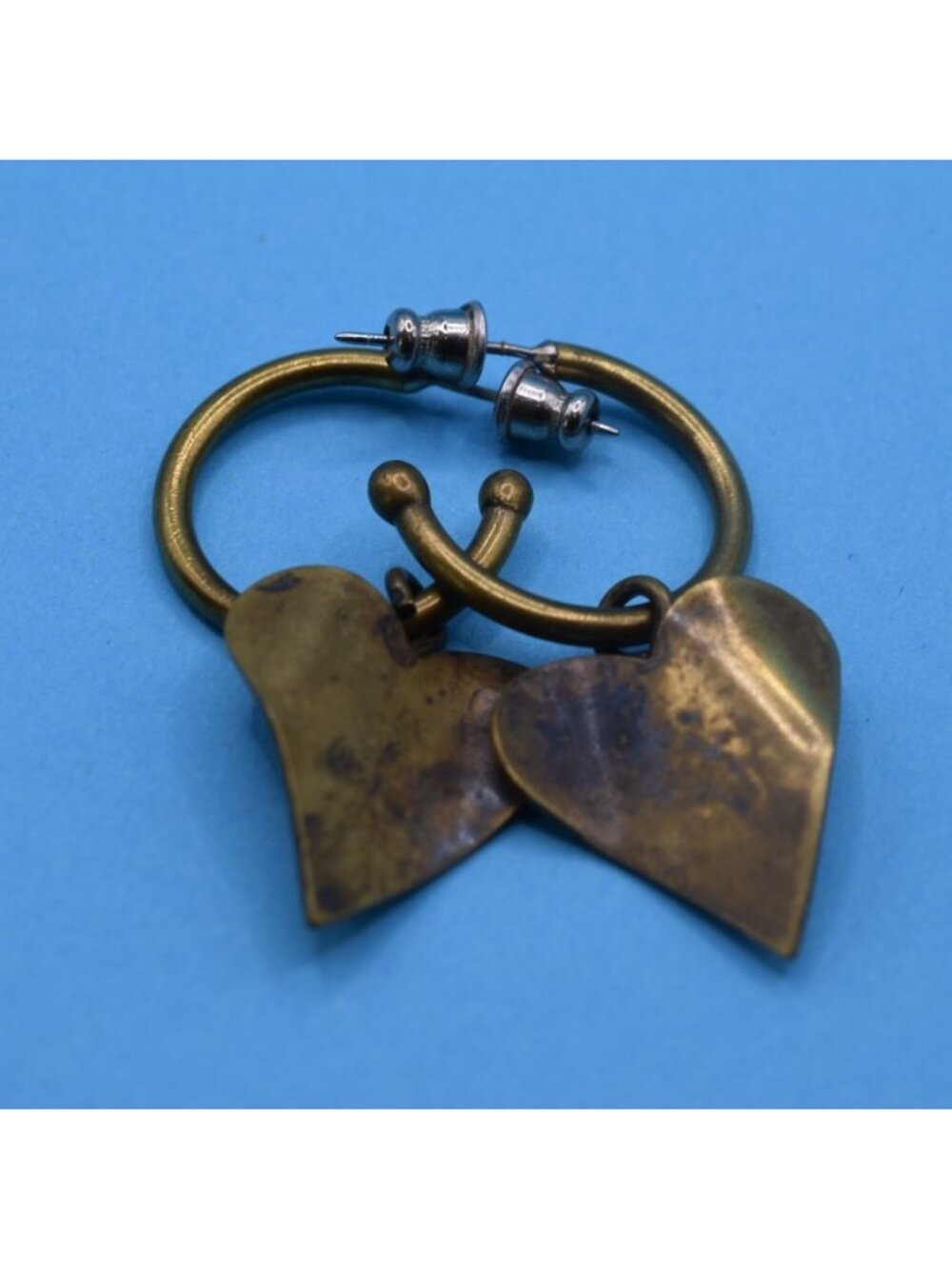 Vintage Brass Heart-Shaped Dangle Hoop Earrings With Patina Finish Rustic Charm‎
